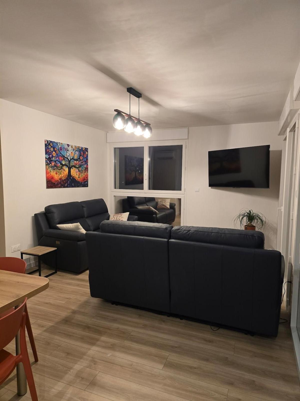 Appartement Cosy Pres De Sceneo Et Auchan Au Dessus Du Fleuriste Bellafleur Longuenesse Ngoại thất bức ảnh